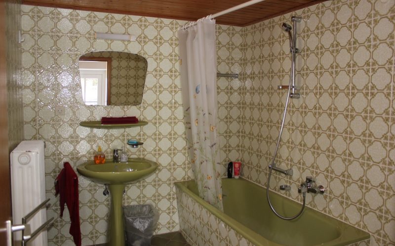 Badezimmer I im Wohnhaus
