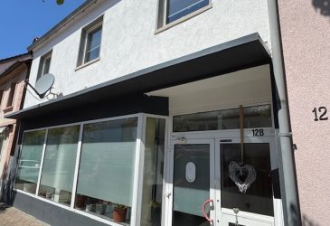 Wohn - und Geschäftshaus