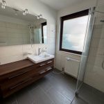 modernisiertes Badezimmer im EG