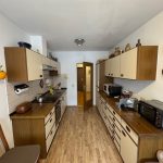 Küche mit mietereigener EBK