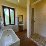 Badezimmer im Edgeschoss