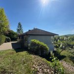 Seitenansicht der Liegenschaft