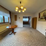 Wohnzimmer mit Blick zum Esszimmer