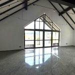 8 Panoramafenster zum Balkon