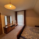 Elternschlafzimmer mit Block zum Balkon