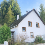 Seitenansicht der Liegenschaft