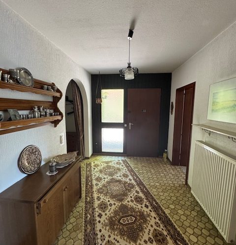 Diele mit Blick zum Eingangsbereich