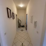 28 Wohnungsflur im OG