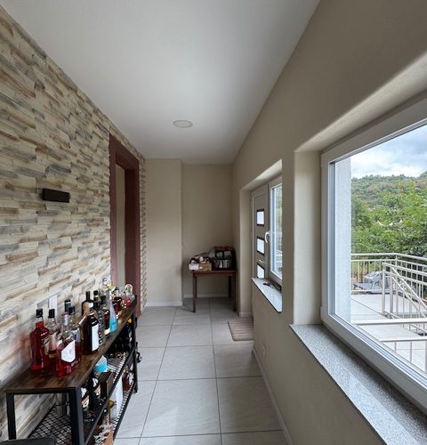 ehemalige Loggia mit Zugang zum Balkon