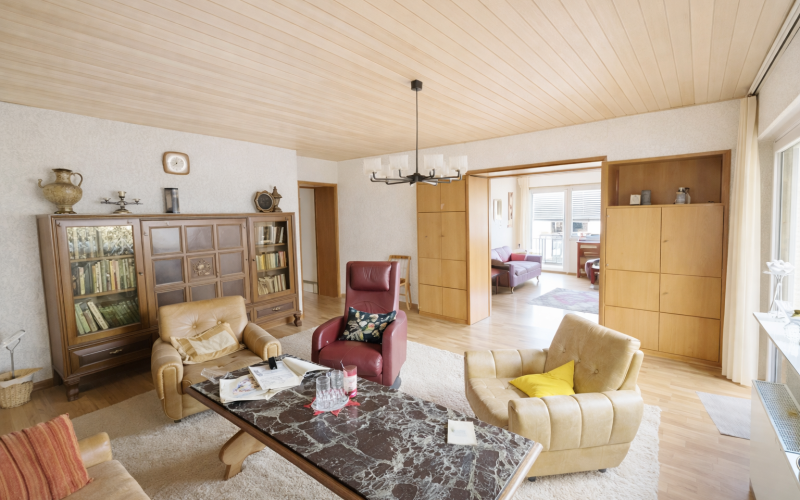 Blick vom Wohn- zum Esszimmer