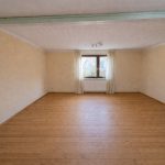 9 Blick vom Ess- in den Wohnbereich im OG