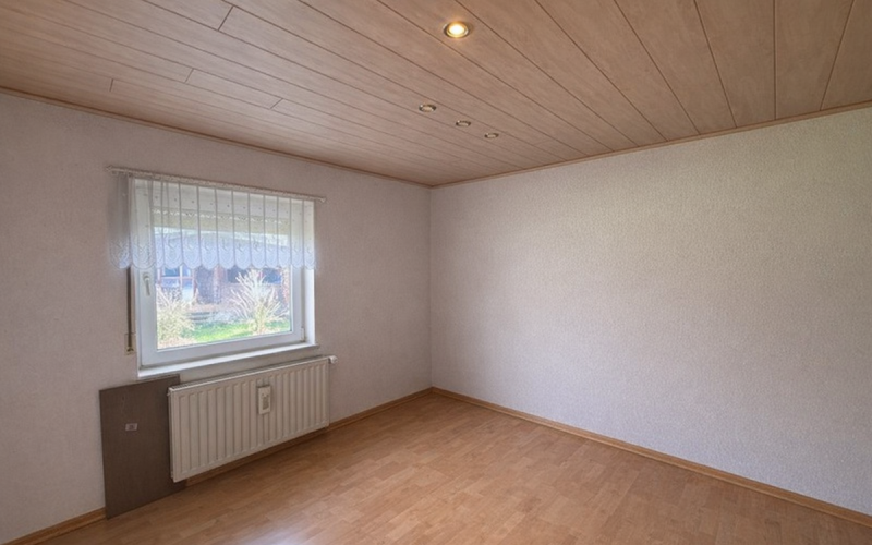 Arbeitszimmer aus weiterer Perspektive