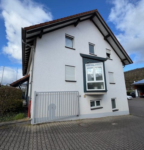 3 Giebelseite der Liegenschaft