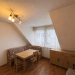 Gemütliches Esszimmer im Dachgeschoss