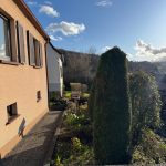 33 Detailaufnahme vor dem Haus