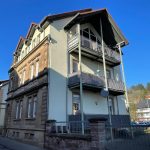 1 Imposante Liegenschaft
