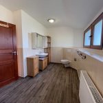 Badezimmer I im DG