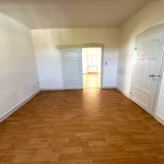 Esszimmer mit Blick zum Arbeitzimmer