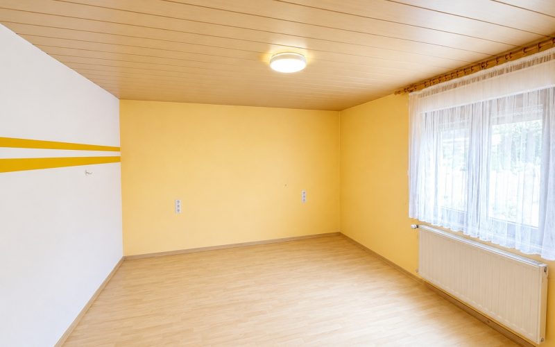 Schlaf- oder Arbetszimmer im EG