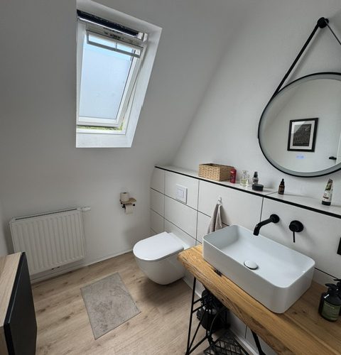 Toilette im DG
