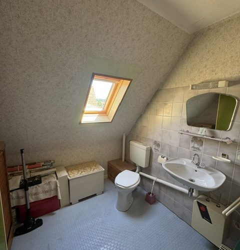 Toilette im DG