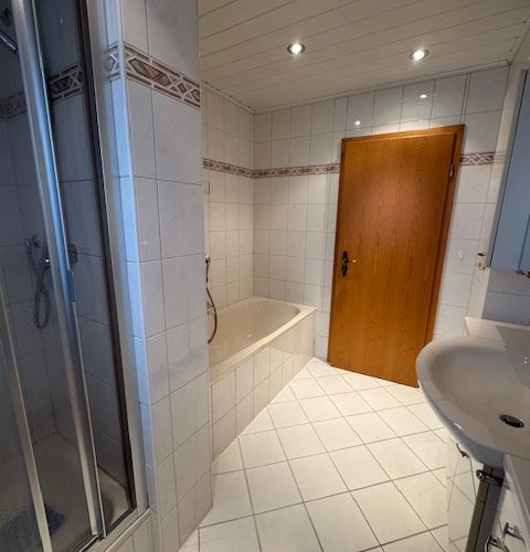 Badezimmer im OG