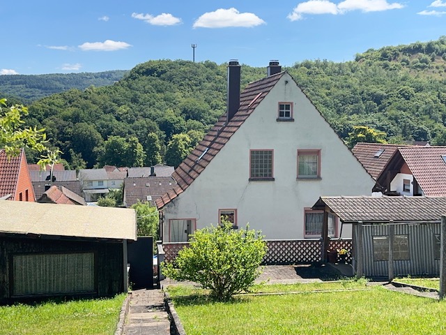 Gartenansicht der Immobilie