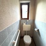 separate Toilette