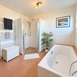 Badezimmer im EG