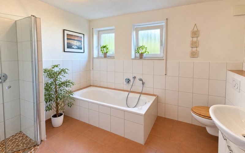 Badezimmer im EG